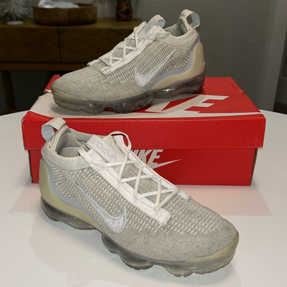 Nike Air VaporMax 2021 FK “White Pure Platinum” Women’s Size 8
